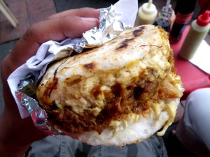 Arepa con todo: the kebab of Colombia